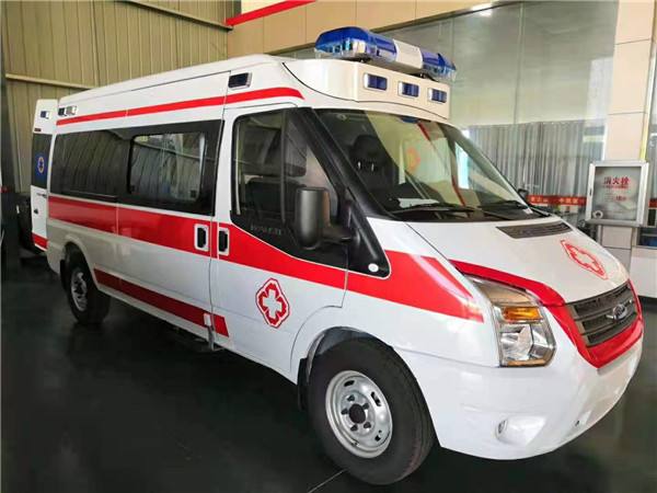 容城县福特V362救护车
